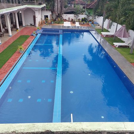 Mrd Beach Hotel Triquinimale Exterior foto